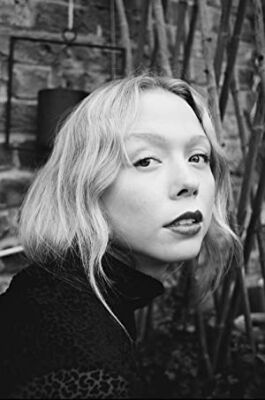 Official profile picture of Naomi Battrick
