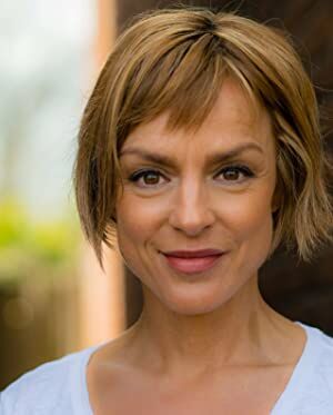 Official profile picture of Nia Fisher