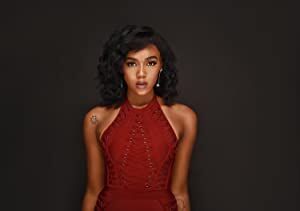 Official profile picture of Nia Holloway
