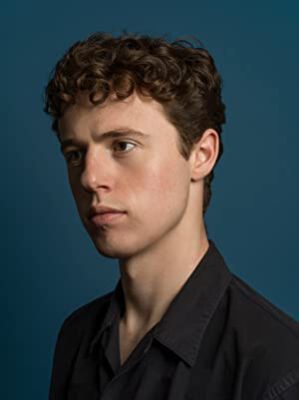 Official profile picture of Nicholas Stoesser