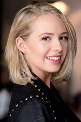 Official profile picture of Nicole Alyse Nelson