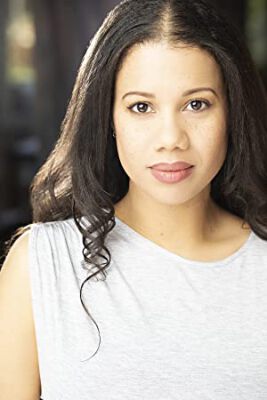 Official profile picture of Nicole Burgess