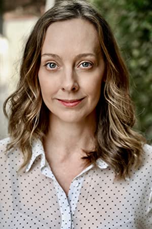 Official profile picture of Nicole Ghastin