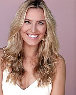 Official profile picture of Nicole Kornet
