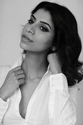 Official profile picture of Nikita Tewani