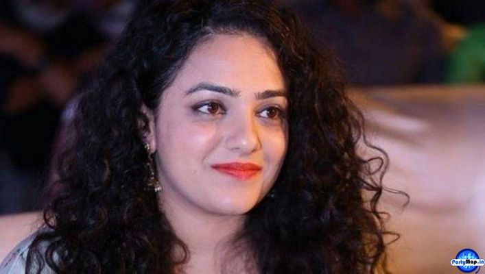 Photo of Nithya Menen at a concert