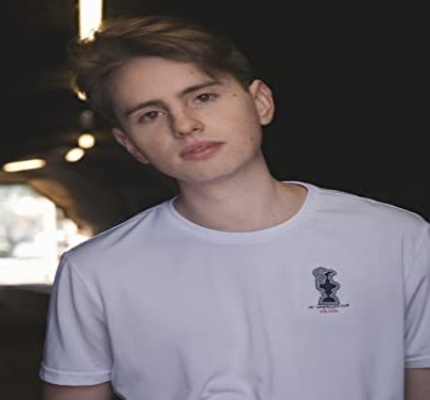 Official profile picture of Noah Layne