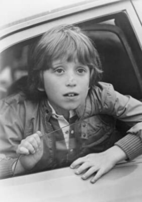 Official profile picture of Oliver Robins