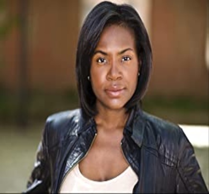 Official profile picture of Olivia Barrett