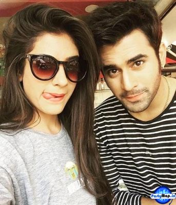 Photo of Pearl V Puri at a concert