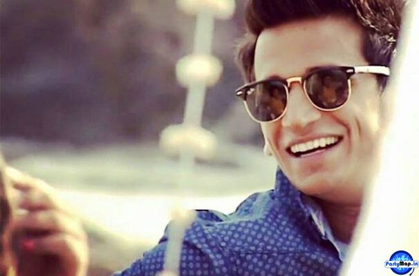 Photo of Prince Narula at a show