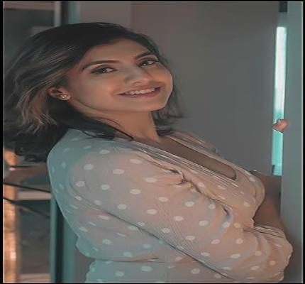 Official profile picture of Puja S