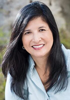Official profile picture of Rachel Acuna