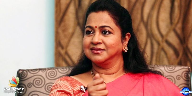 Photo of Radhika Sarathkumar at a concert