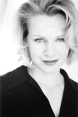 Official profile picture of Rae Ritke