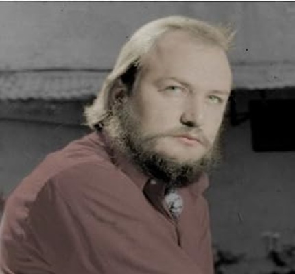 Official profile picture of Ramón Menéndez
