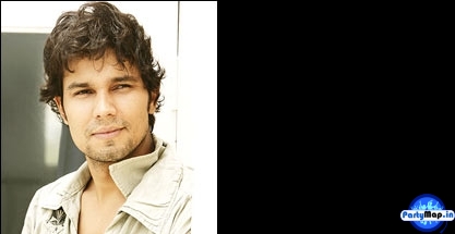 Photo of Randep Hooda at a concert