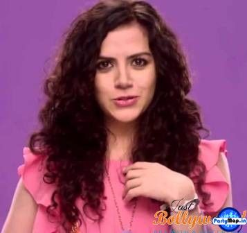 Photo of Rashi Mal at an appearance