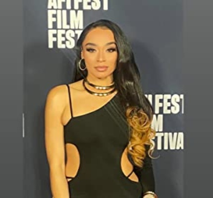 Official profile picture of Regina Oliver