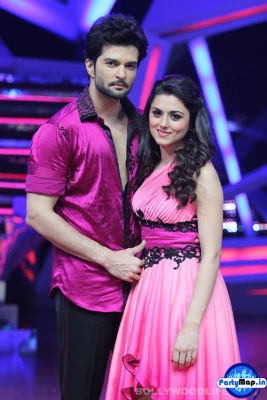 Photo of Riddhi Dogra at a concert