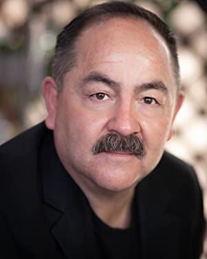 Official profile picture of Rob Estrada