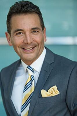 Official profile picture of Robert Carmona-Borjas