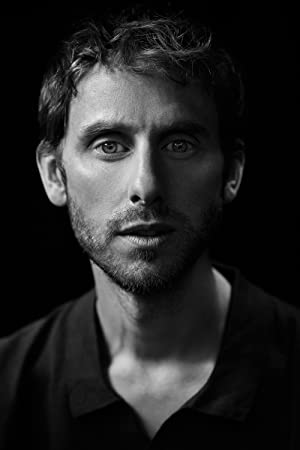 Official profile picture of Robert Emms