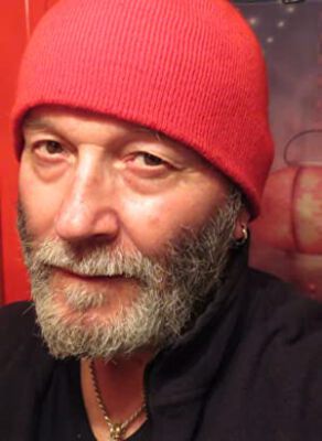 Official profile picture of Robert Factor