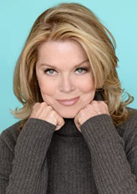 Official profile picture of Robyn Peterson