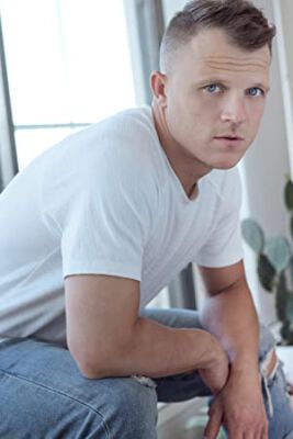 Official profile picture of Rogan Christopher