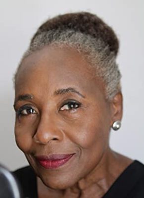 Official profile picture of Rose Weaver