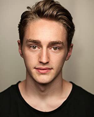 Official profile picture of Ross Tomlinson Movies