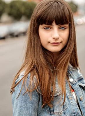 Official profile picture of Ruby Sumegi