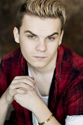 Official profile picture of Ryan Hartwig