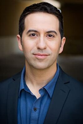 Official profile picture of Sam Holdren