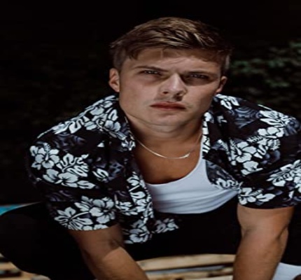 Official profile picture of Sam Rechner