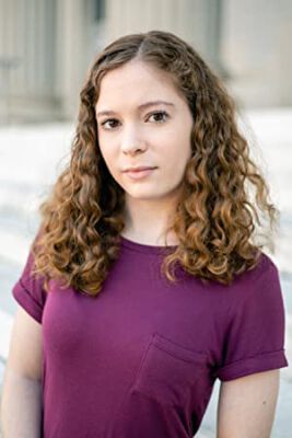 Official profile picture of Samantha Larkin