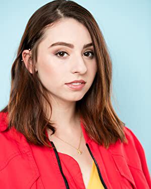 Official profile picture of Sara Dowling
