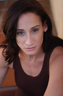 Official profile picture of Sara Meyer