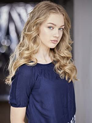 Official profile picture of Sarah Abbott