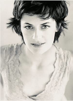 Official profile picture of Sarah Clarke
