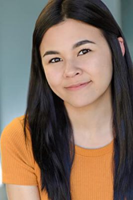 Official profile picture of Sarah Kambe Holland