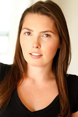 Official profile picture of Sarah Savin