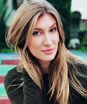 Official profile picture of Sarah Schubert