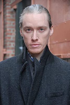 Official profile picture of Sean Stolzen
