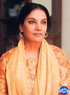 Photo of Shabana Azmi at a concert