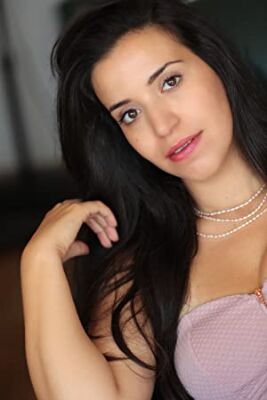 Official profile picture of Shelly Skandrani