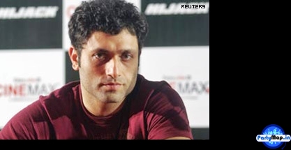 Photo of Shiney Ahuja at a concert