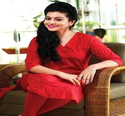 Official profile picture of Shruti Ramachandran