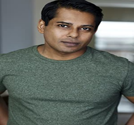 Official profile picture of Simon Deonarian